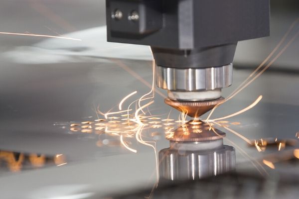 Zařízení na destilovanou vodu